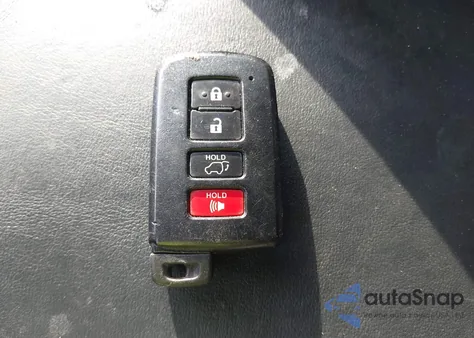 2017 Toyota Rav4 Limited z USA, uszkodzony, nr VIN JTMYFREV8HJ120953